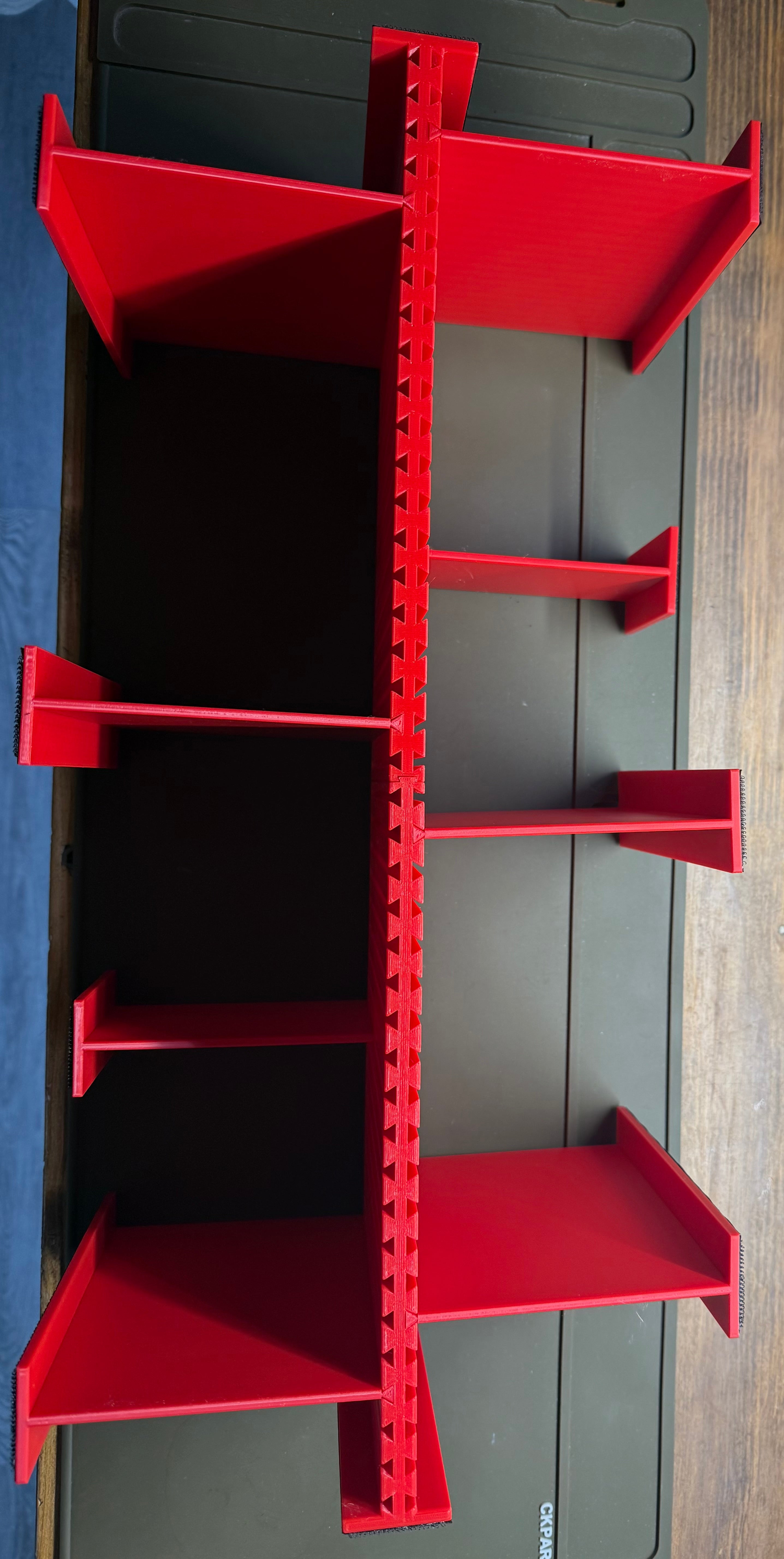 Upranger divider